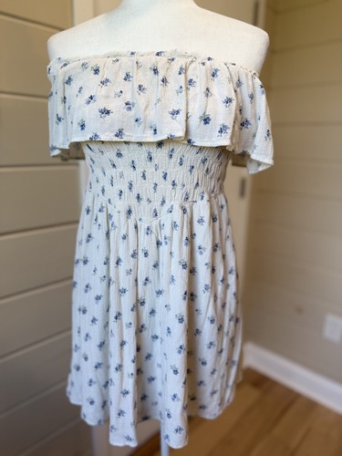 Vestido AMERICAN EAGLE Floral Marfil Talla M Calzoncillo Costero Cottagecore Boho Resort - Imagen 1 de 7