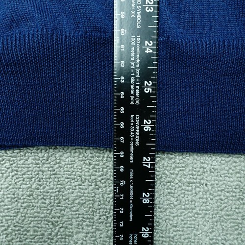 Descente 100% Wool sweater vest men size large Blue sleeveless fitted v-neck - Picture 6 of 7