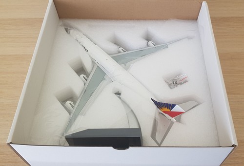 Inflight 1/200 IF342PR0123 Philippine Airlines Airbus A340-211 F-OHPG - Picture 8 of 22