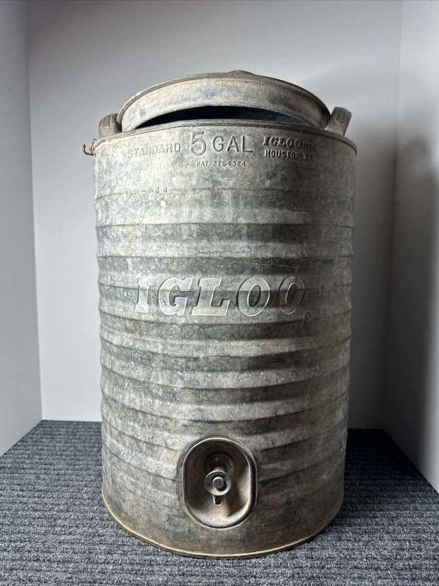 OLD VINTAGE IGLOO GALVANIZED METAL 5 GALLON DRINKING WATER OLD VINTAGE IGLOO GALVANIZED METAL 5 GALLON DRINKING WATER