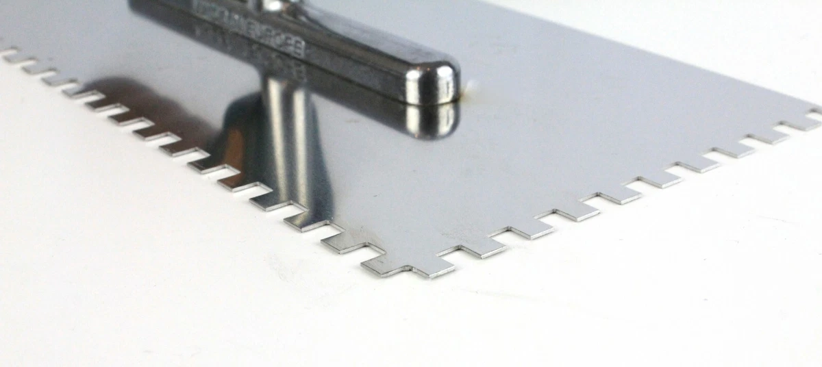 12mm clearance tile trowel