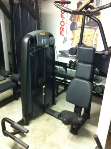 PALESTRA COMPLETA ATTREZZI TECHNOGYM LINEA SELECTION - Foto 5 di 9