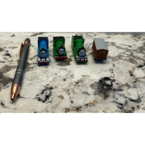 Thomas & Friends MINIS Lot Gordon, Percy, & More Train Toy Figures - Picture 2 of 2