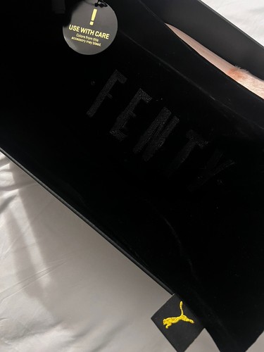 PUMA X FENTY Leadcat - Pink Faux Fur SLIDES w dustbag good preowned condition - Picture 3 of 8