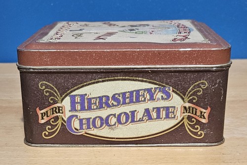 Contenedor de lata de chocolate con leche pura Hershey's 1995 - edición vintage #4 - Imagen 3 de 7