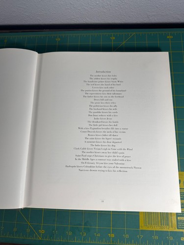 THE KISS By Maryam Sachs - Hardcover beautiful soft erotic coffee table book - Foto 15 di 16
