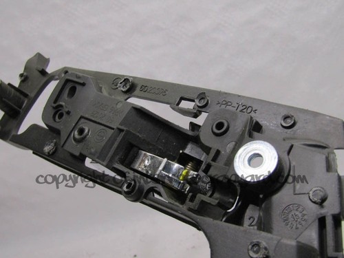 Vauxhall Opel Astra drivers interior door handle LH NSF Front Mk4 G 98-04 1.7 CD - Picture 4 of 5