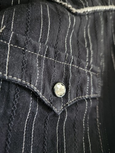 Womens Wrangler snap down long sleeve shirt size large black embellished A566 - Picture 6 of 8