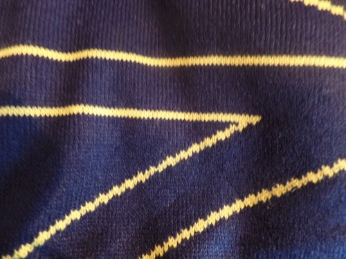 NAUTICA, SCARF, MEN'S, BRAND NEW WITH TAGS, NAVY & GOLD, WARM - Picture 6 of 12