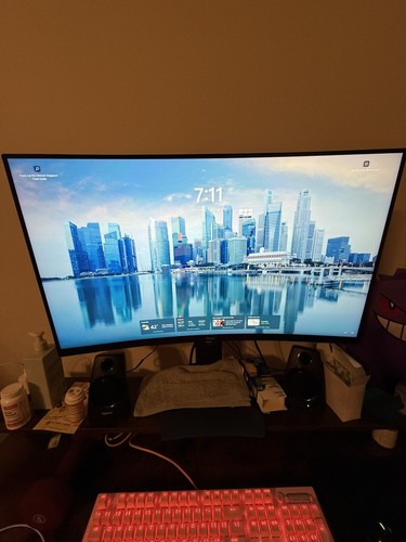HP OMEN Transcend 14" 120Hz, RTX 4060, 3k OLED DISPLAY W/ Monitor and Keyboard - Picture 4 of 6