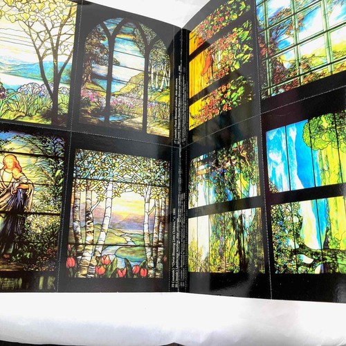 Postcard books, Tiffany Lamps & Tiffany Stained Glass Windows 2 book bundle - Picture 9 of 9