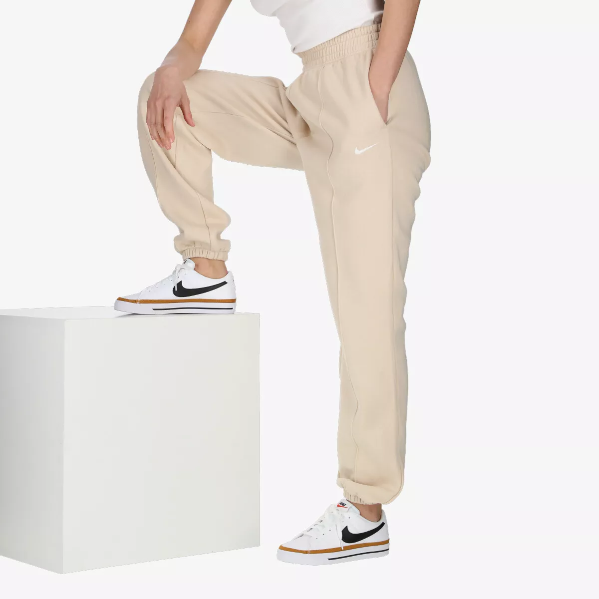 Nike Sportswear Essentials Cream Fleece Sweatpants BV4089-126