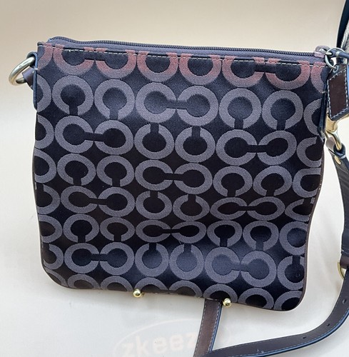 A rare Vintage Brown Classic C Print Coach Crossbody See Description! - Picture 4 of 5