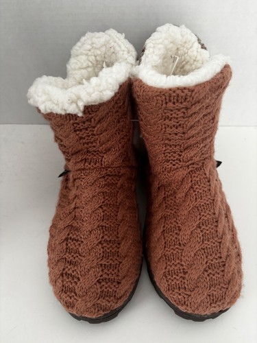 NWT MUKLUKS Women's Slippers Cable Fair Isle Bootie Knit Sherpa style S 5 - 6 - Picture 4 of 7