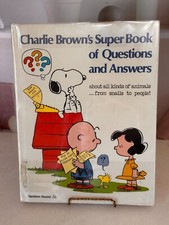Charlie Brown's Super Book of Questions and Answers About All Kinds of Animals