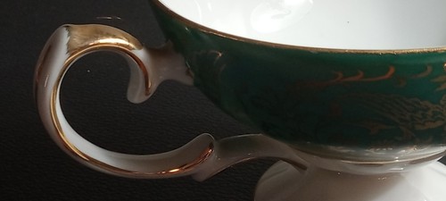 Old Porcelain Teacup, Lefton, Green w/Cherubs & Filigree - Gold Accents w/Label - Picture 13 of 17