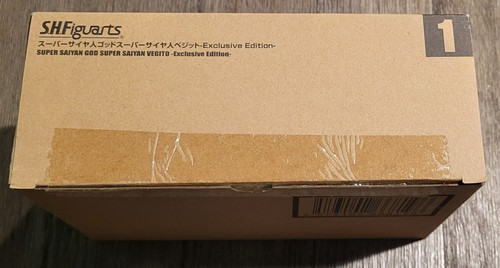 S.H. Figuarts Dragon Ball Event Exclusive Super Saiyan God Super Saiyan Vegito - Picture 2 of 5