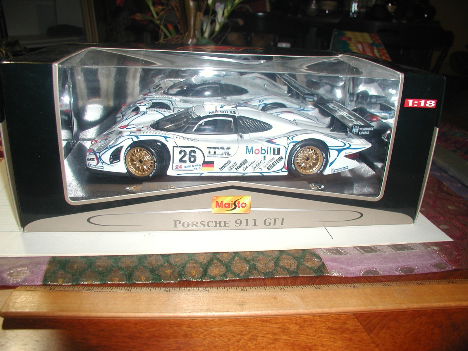 Picture 1 of 8