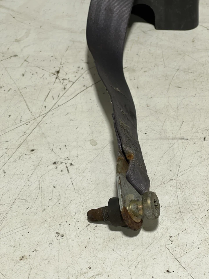 PAR de cinturones de seguridad retractores macho asiento trasero Jeep TJ Wrangler con pernos 97-02 OEM Foto 4 de 4