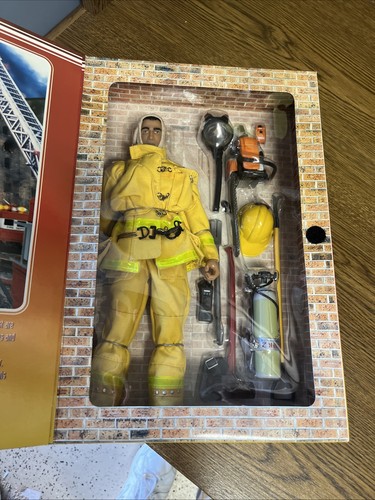 NEW America's Finest Fireman Action Figure 21st Century Toys 1/6th Scale 2000 - Bild 4 von 8