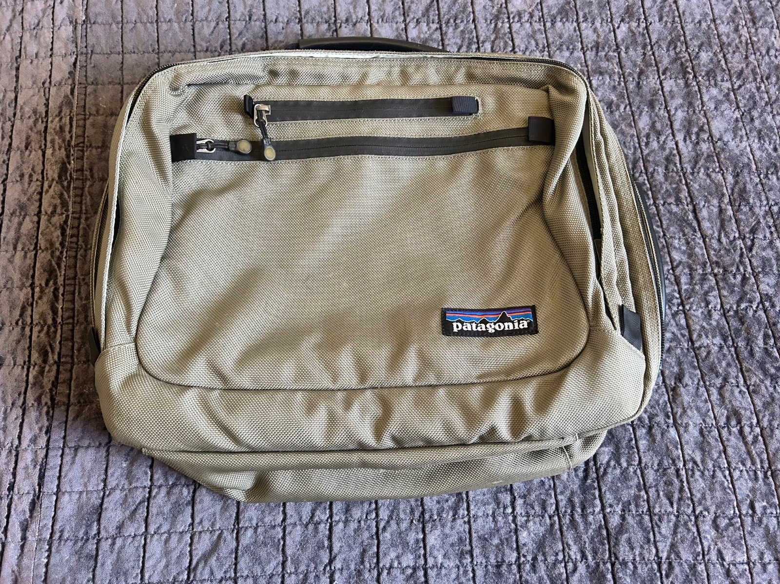 Picture 20 of 24