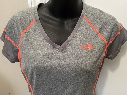 The North Face Flash Dry Athletic V-Neck Shirt Mesh Sides Gray Size Small - Picture 4 of 8