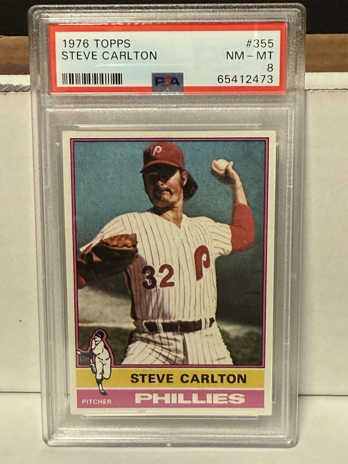 1976 Topps - Steve Carlton #355  PSA 8