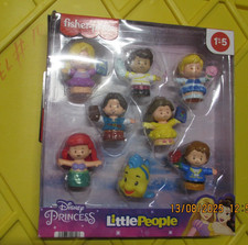 Fisher-Price Disney Princess Figure 8 Pack Little People NEW Flyn Charming Adam
