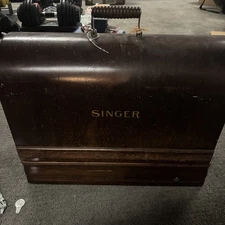 Antique 1923 Singer Sewing Machine! G9777413 G Series With Box And Handle