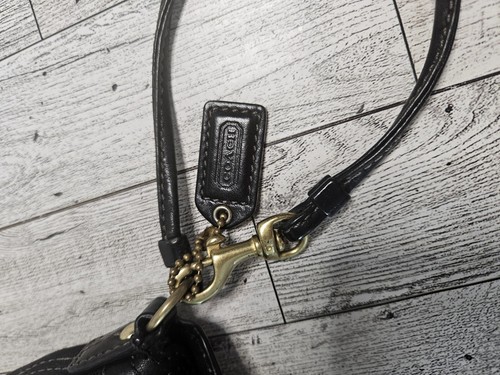 Coach Legacy Signature schwarz Klapp Drehverschluss Tasche Handgelenktasche Canvas - Bild 6 von 7