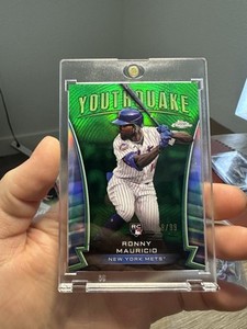 2024 Topps Chrome - Youthquake Ronny Mauricio #YQ-11 Green Refractor /99 (RC)