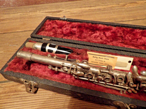 VINTAGE CAVALIER SILVER METAL CLARINET WITH CASE ELKHART IND. USA - Picture 4 of 21
