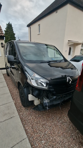 Renault Trafic 2015 1.6, Good condition all round, just needs bumper refitting - Video 1 of 1