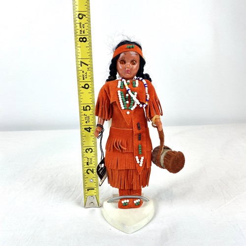 Vintage Eskimo Doll BLM Fait A La Main Hand Made Tag Canada 8" Original on Stand - Picture 12 of 12
