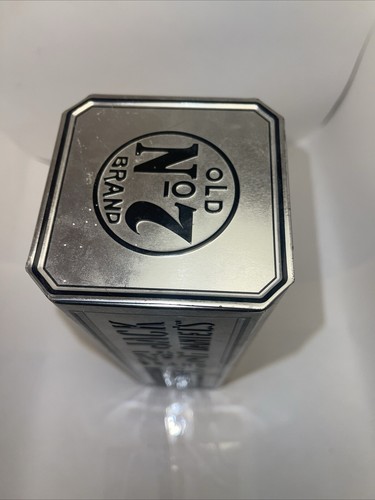 Jack Daniel's Tenessee Whiskey Collector's Tin Old No. 7 - Photo 4/4