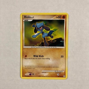 Pokémon TCG Riolu 61/130 card Diamond & Pearl