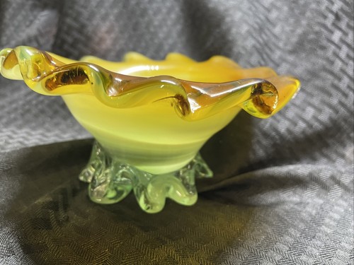 Vintage Hand Blown Glass Base Bowl Ruffle Swirl Heavy Pedestal Gold White Clear - Picture 6 of 17