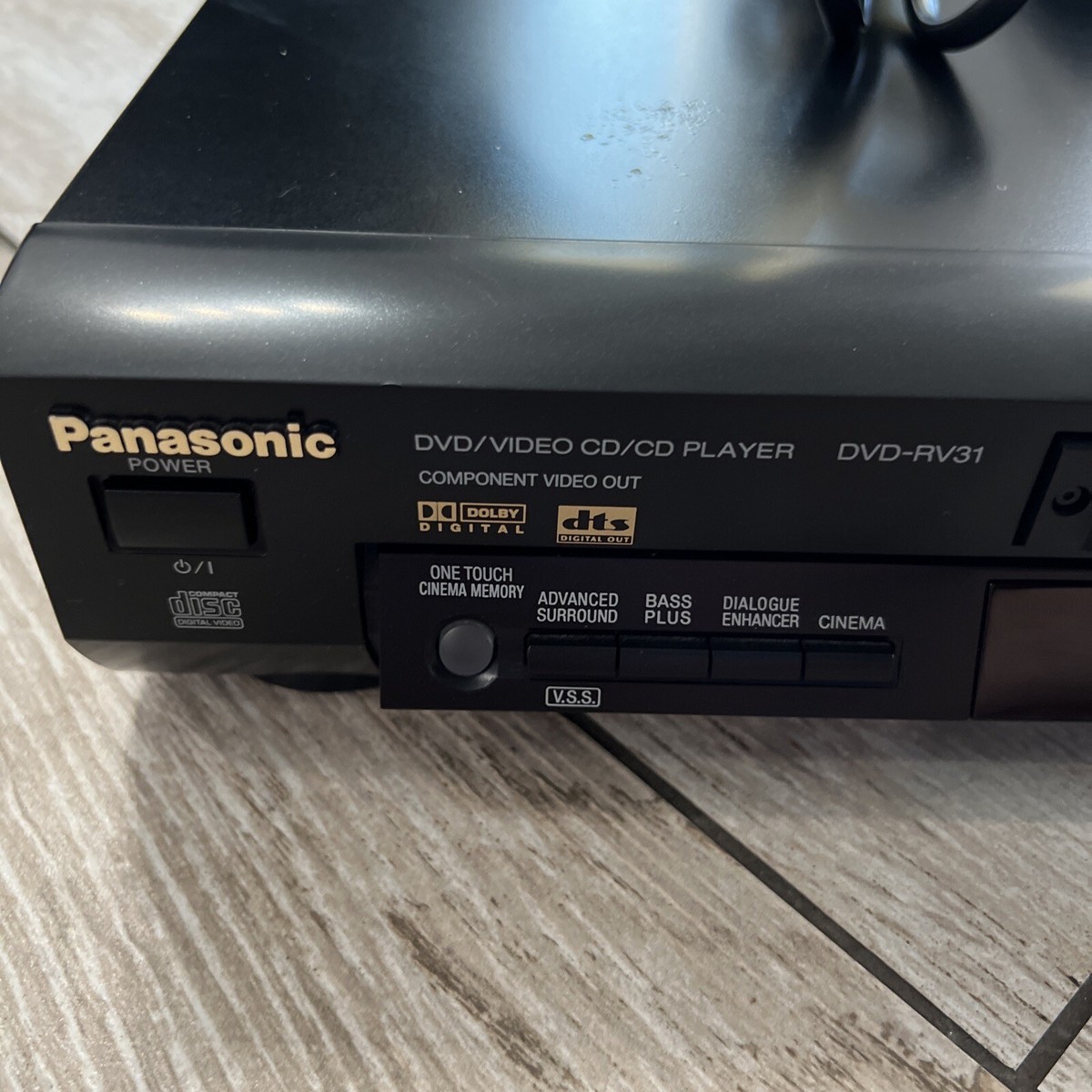 プレーヤー Panasonic DVD-RV31 Panasonic DVD-RV31 (Black) DVD/CD player at Crutchfield