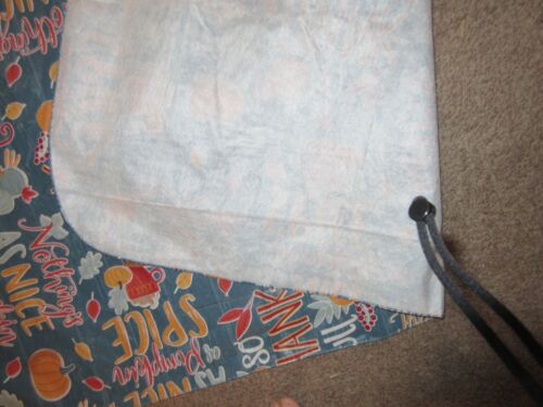 Thankgiving Tablecloth Felted underneath 51" x 66" - Picture 3 of 3