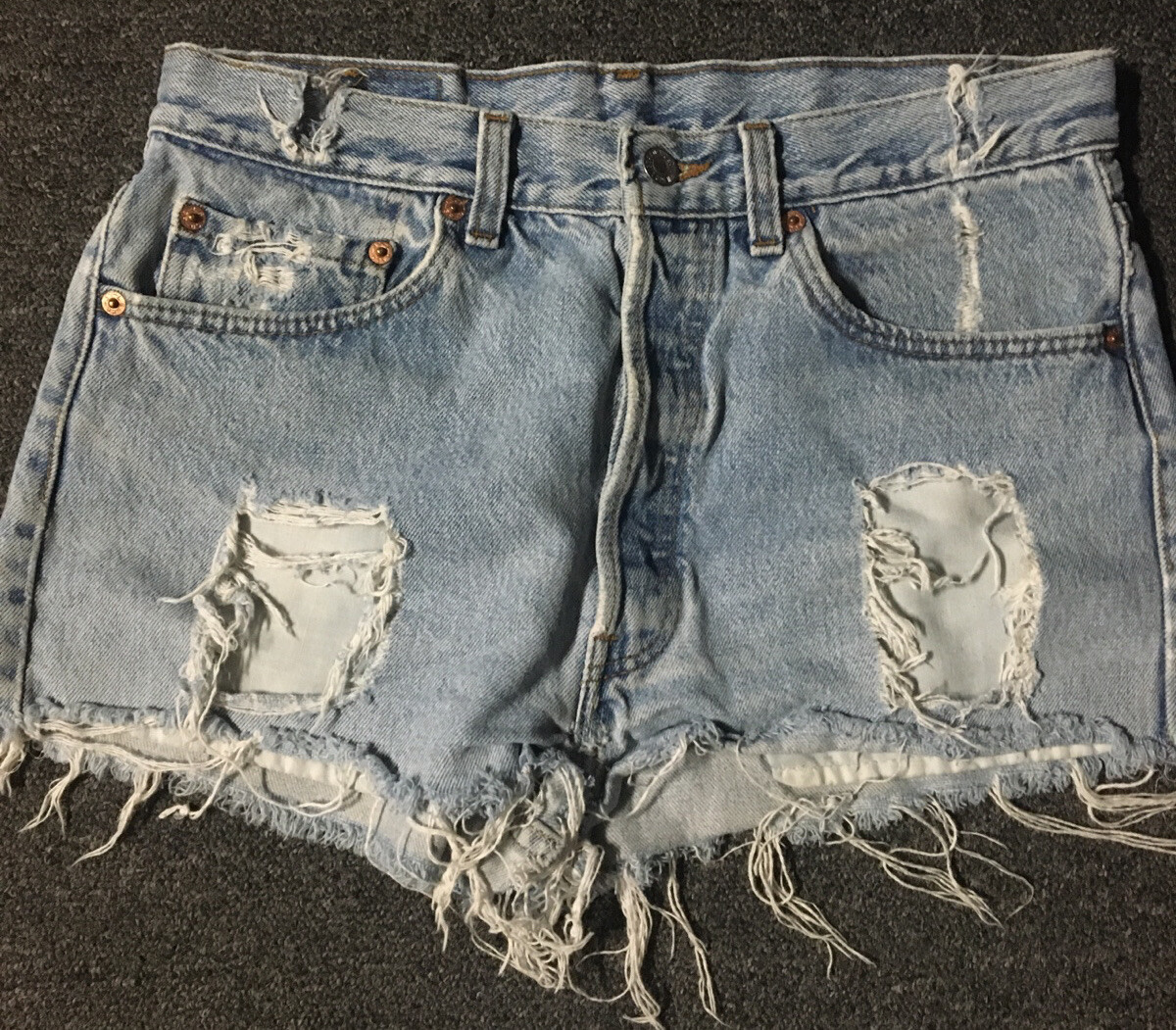 Vintage Levi’s 501 shorts Vintage Levis 501 Shorts W28