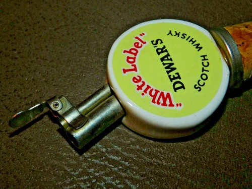 WADE DRINK POURER "WHITE LABEL DEWAR'S SCOTCH WHISKY" c1960 SHAPE C53 - Picture 3 of 3