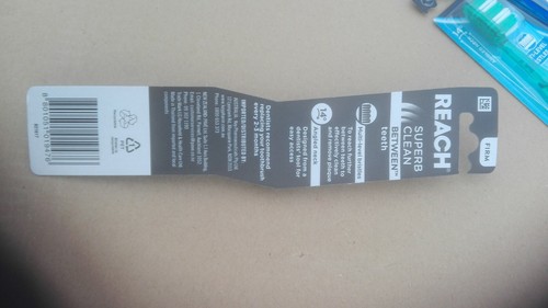 TOOTHBRUSH REACH BETWEEN,GREEN MEDIUM,SOFT,FIRM,PICK YOUR BRISTLE TYPE - Picture 2 of 12