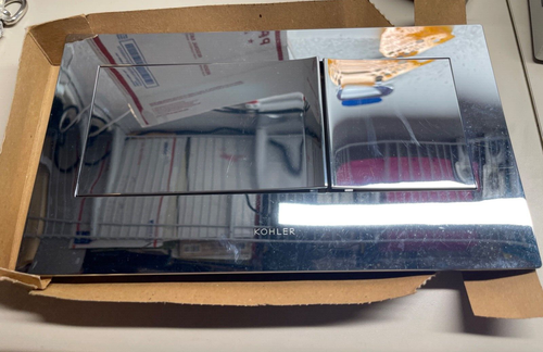 Placa actuadora de descarga biselada Kohler K-8857-CP para sistema de transporte de tanques de pared de 2 x 4 - Imagen 2 de 3
