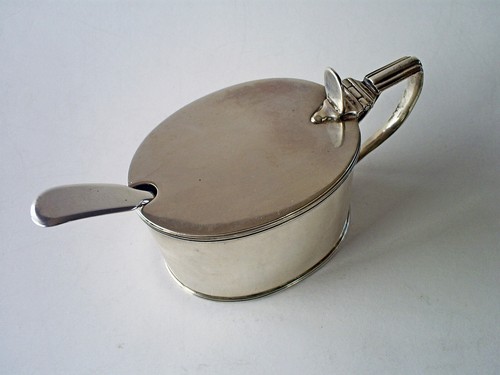 SUPERB ANTIQUE EDWARDIAN HM SILVER HEAVY 154.9 g MUSTARD POT /J.P 1905 & SPOON - 第 7/14 張圖片