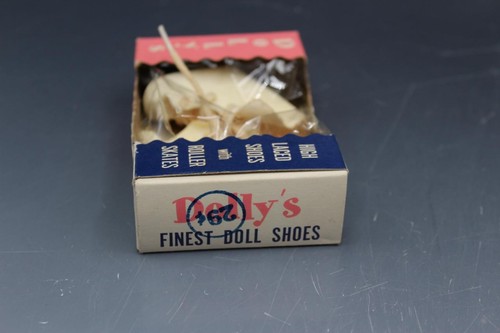 Vintage Dolly's Roller Skates No.805 S.B. Novelty Co. Brooklyn NY w/ Box - Picture 9 of 10