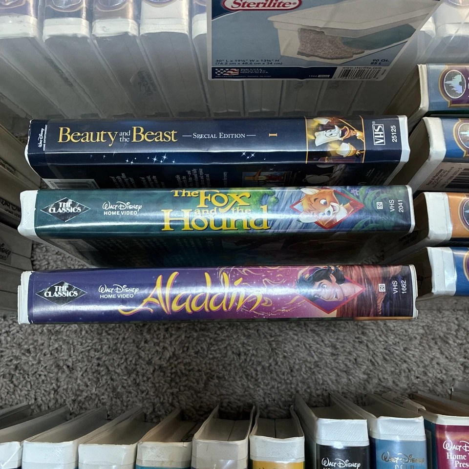 RARE COMPLETE MASTERPIECE COLLECTION of ALL 36 DISNEY VHS TAPES w/ bonus extras - Image 2 of 4