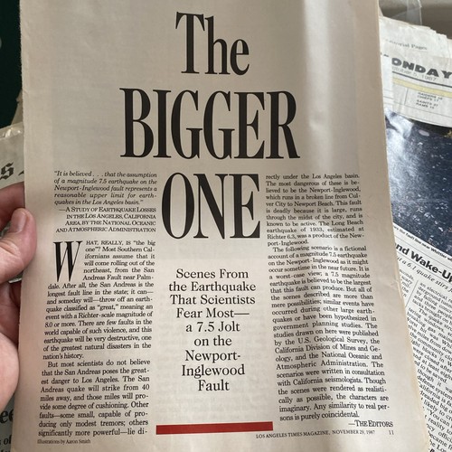 HTF October 2, 1987 LOS ANGELES TIMES - WHITTIER EARTHQUAKE - Multiple Paper SEE - Picture 4 of 10