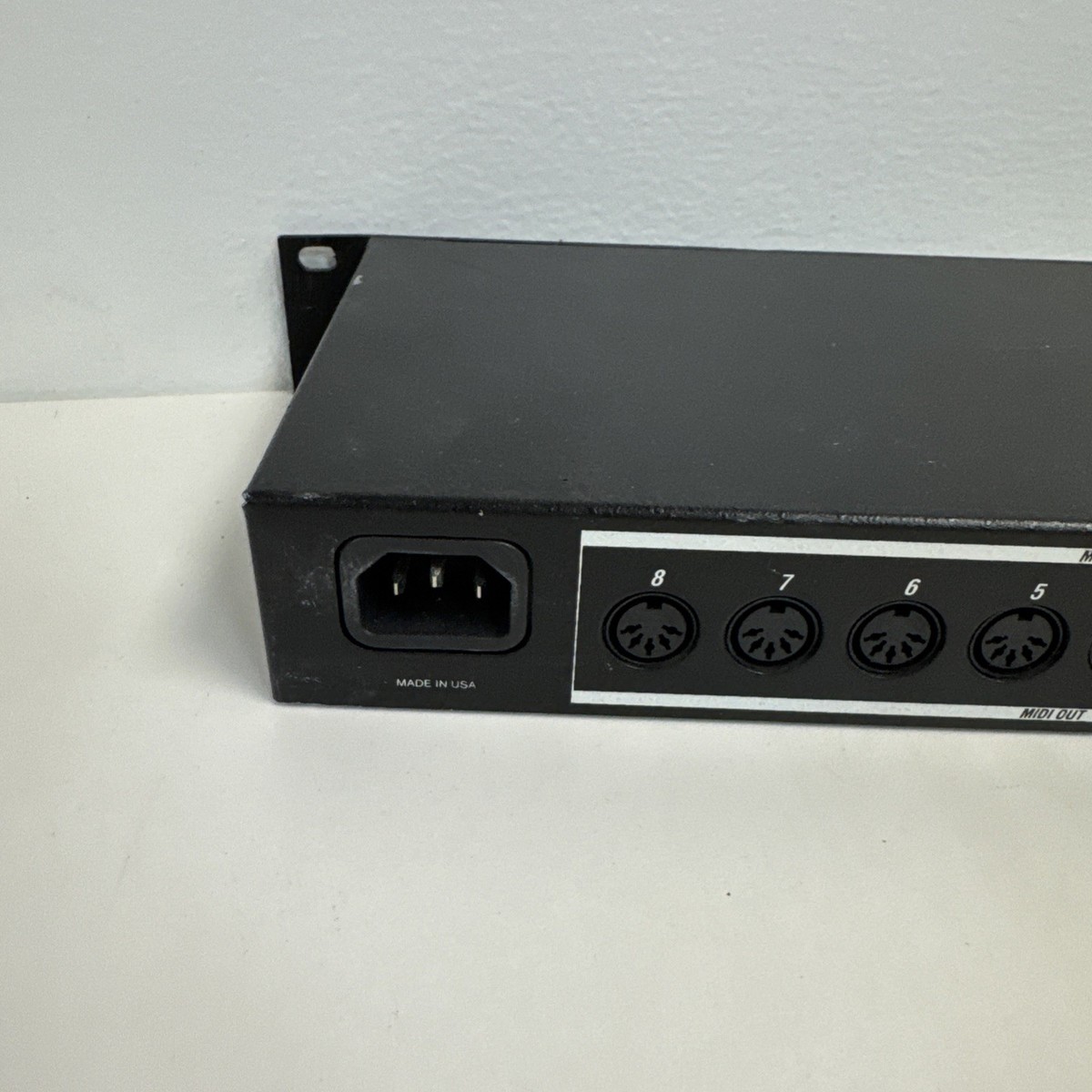 Mark of the Unicorn MIDI Express（MOTU） MOTU Mark of the Unicorn MIDI Express XT USB MIDI Interface