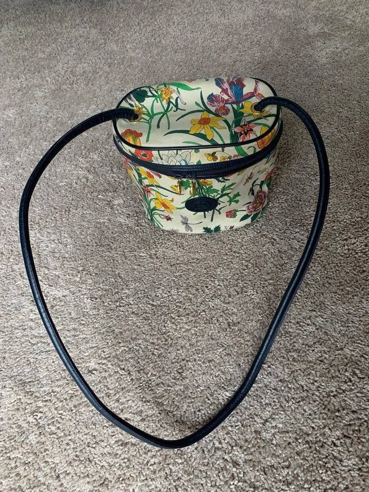 Bolso Bandolera Gucci Flora Vintage RARO - Icónico Estampado Floral Años 80 Foto 2 de 4