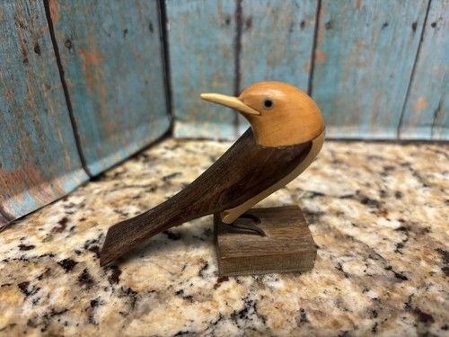 "Estatuilla de pájaro con incrustaciones de madera tallada hecha a mano Siwok Salta Argentina de colección 2,5""" - Imagen 3 de 6